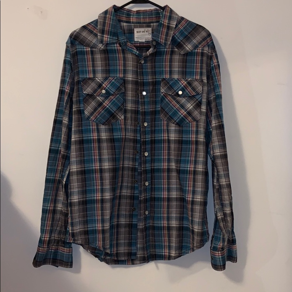 Warp and Weft Snap closure button down shirt
